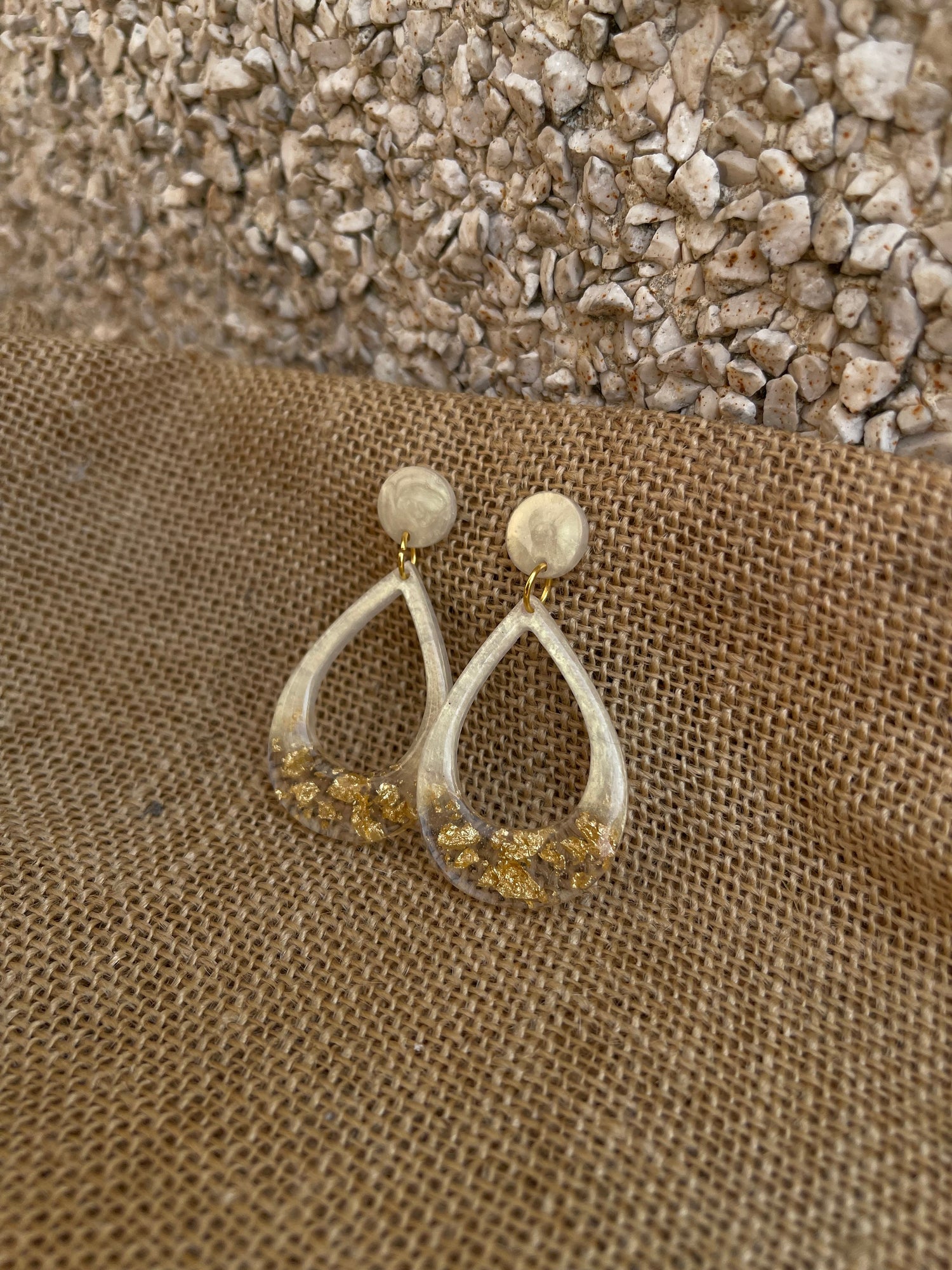 Boucles d'oreilles en résine