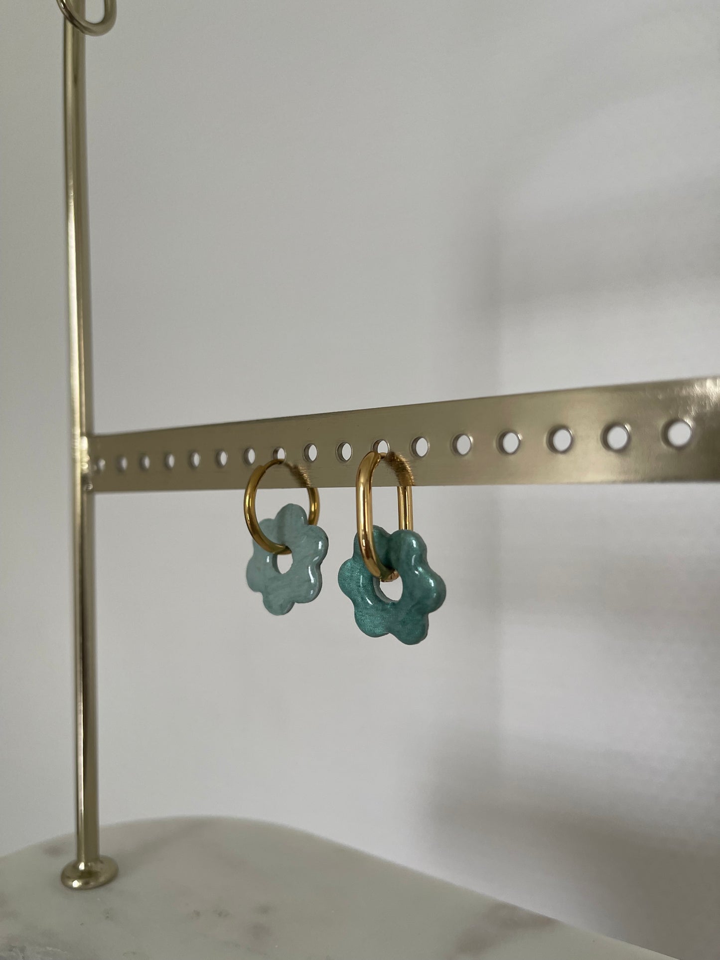 Boucles interchangeables/reversibles " petite fleur " avec créoles