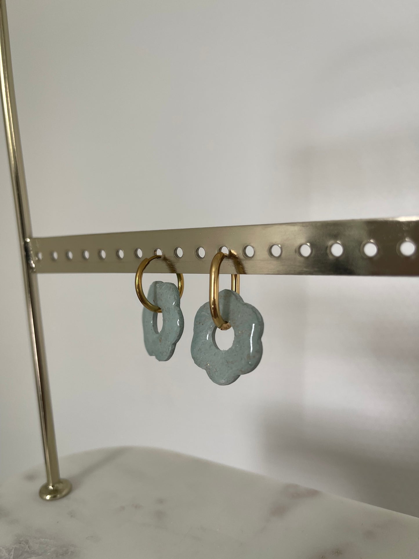 Boucles interchangeables/ réversibles " grande Flora " avec créoles