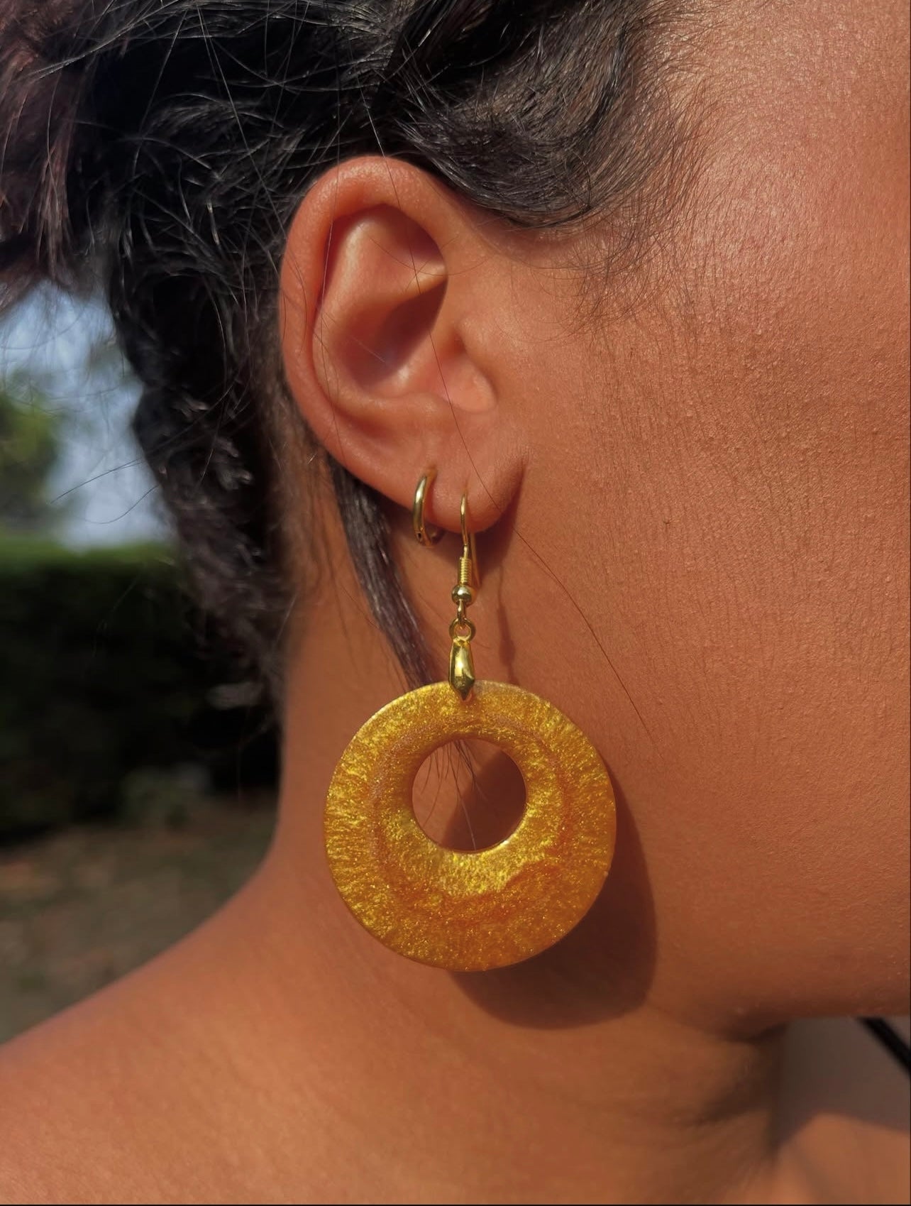 Boucles d’oreilles " Sunny " en résine