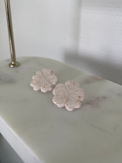 Boucles d’oreilles " petite hibiscus " 🌺