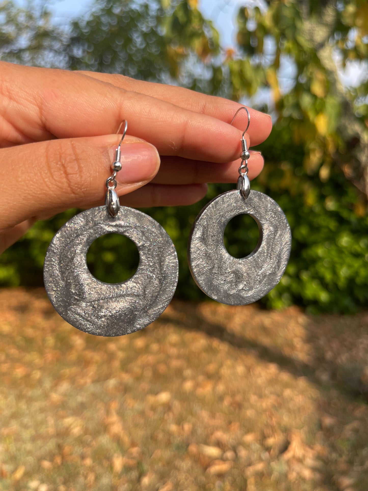 Boucles d’oreilles " Stella " en résine