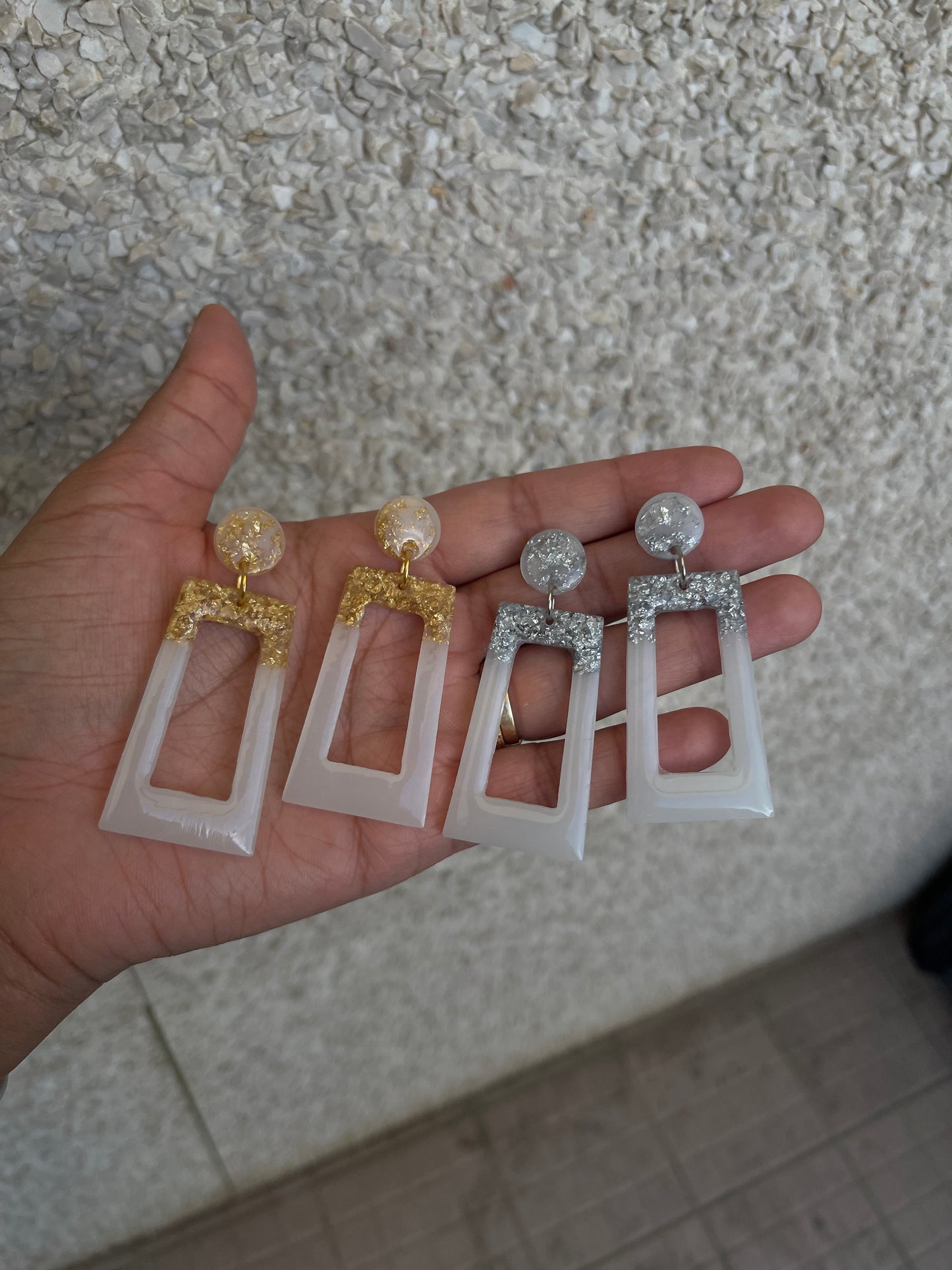 Boucles d’oreilles " Louise " en résine