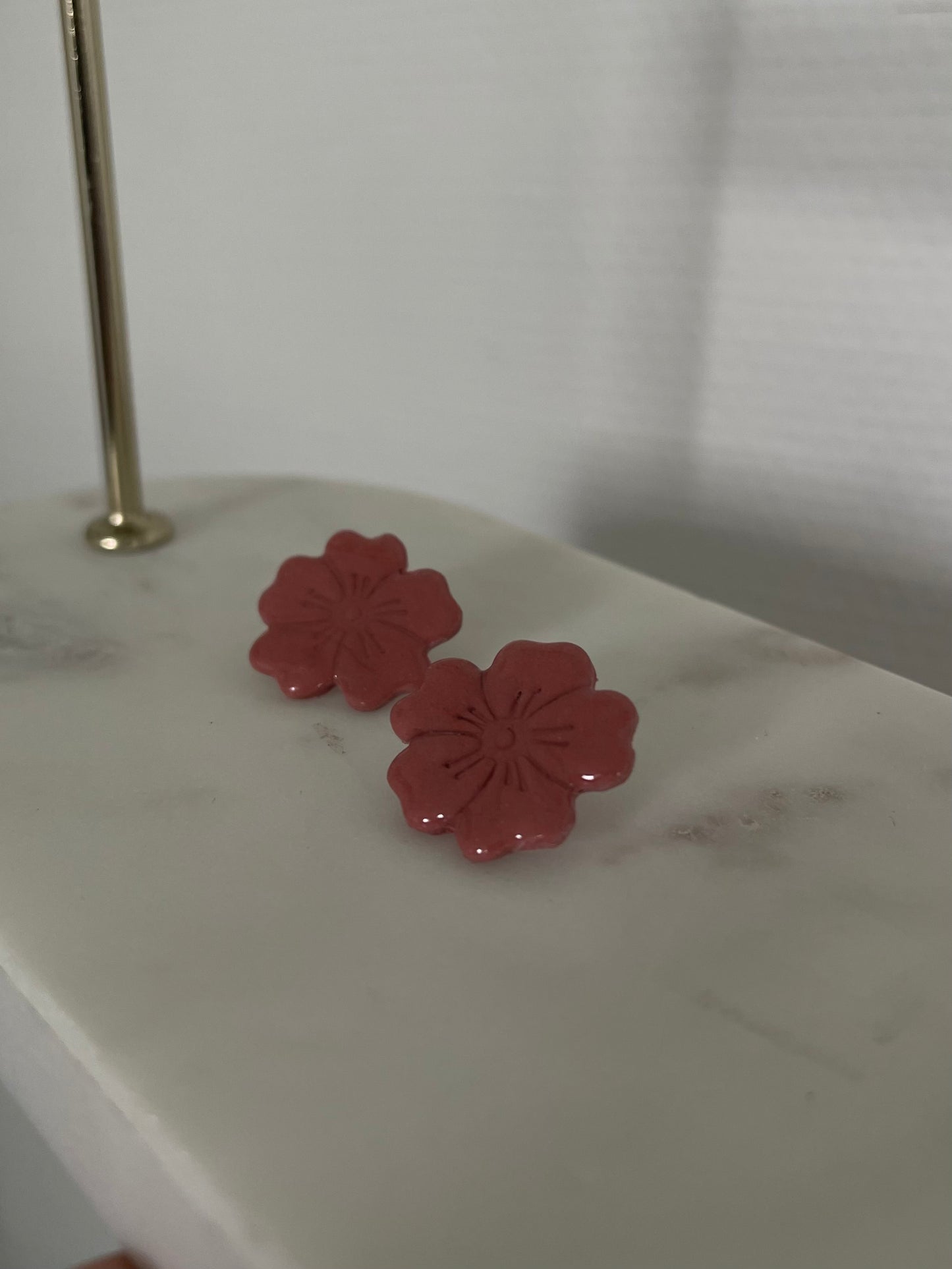 Boucles d’oreilles " petite hibiscus " 🌺