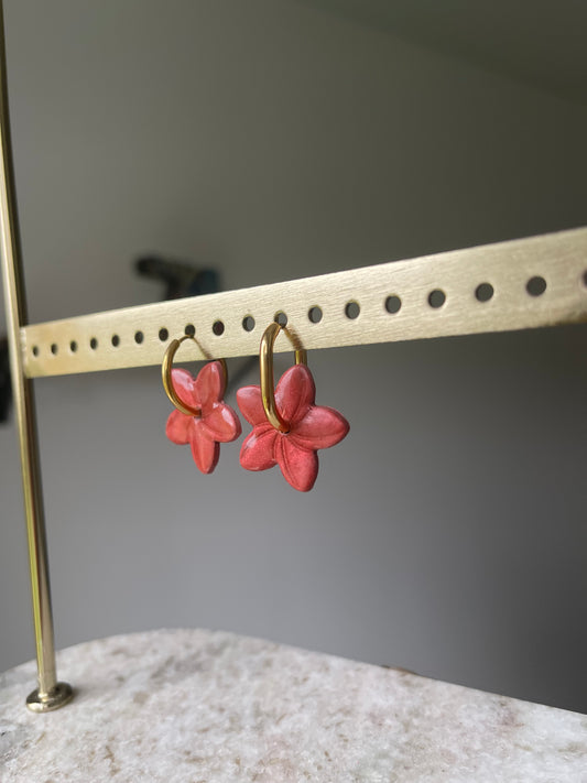 Boucles interchangeables " fleur frangipane " avec créoles 🌸